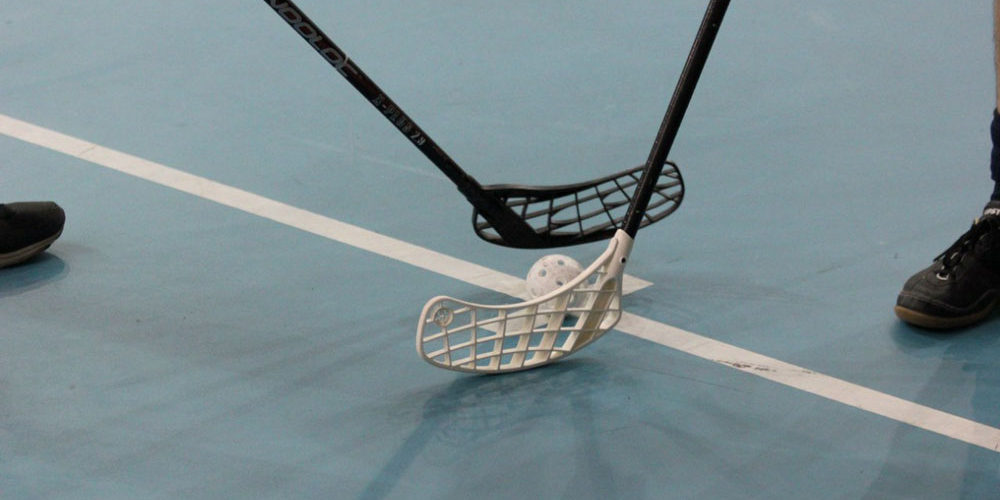 Как правильно выбрать флорбольную клюшку