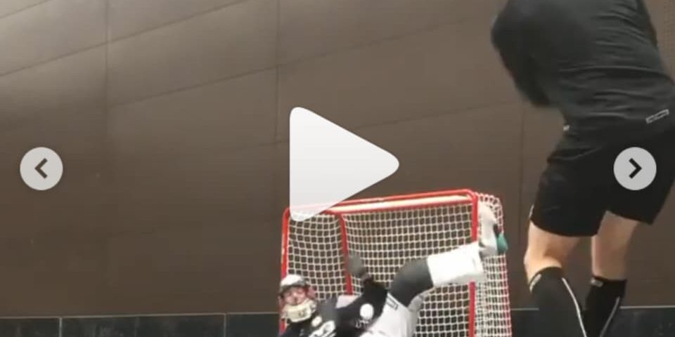 Флорбол. Пас на штангу