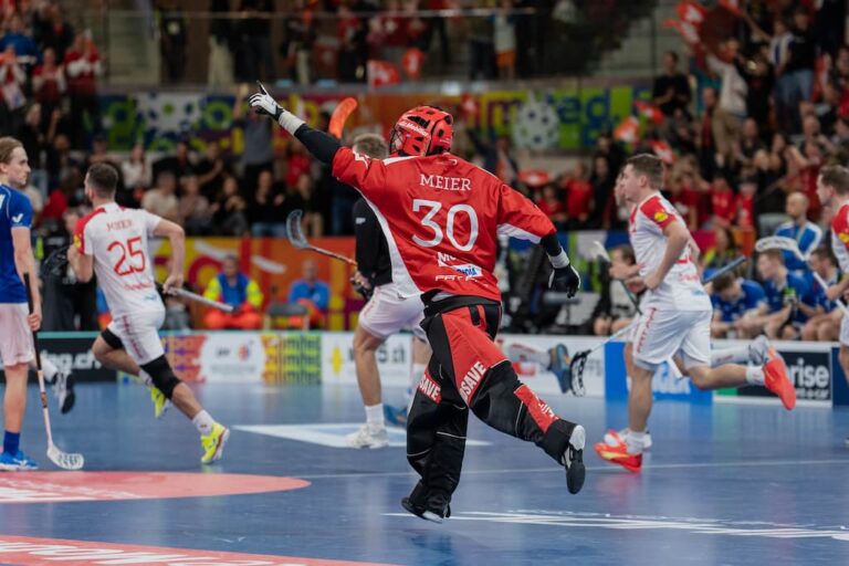 Знаменитый швейцарский вратарь Паскаль Мейер