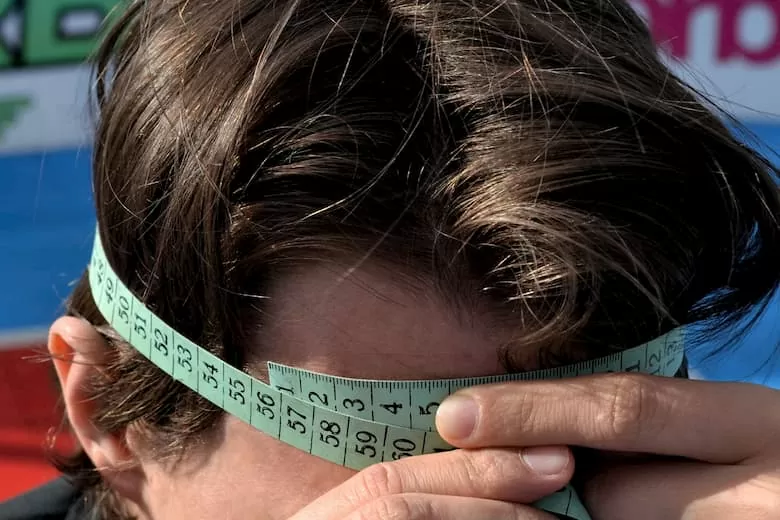 Как измерить окружность головы?